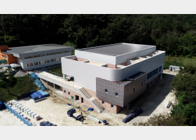 경상대학교 부설중학교 체육관